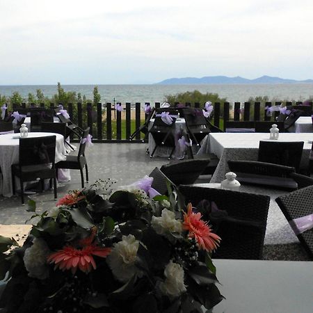 Aytas Hotel ไอวาลิค ภายนอก รูปภาพ